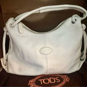 White leather purse. TODS